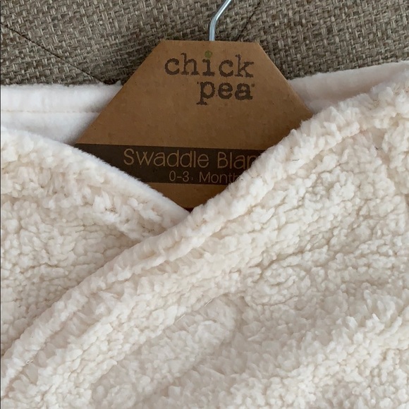 Swaddle - Picture 3 of 3